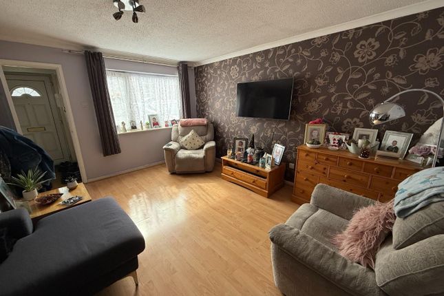 51, Conisborough, Swindon photo 2