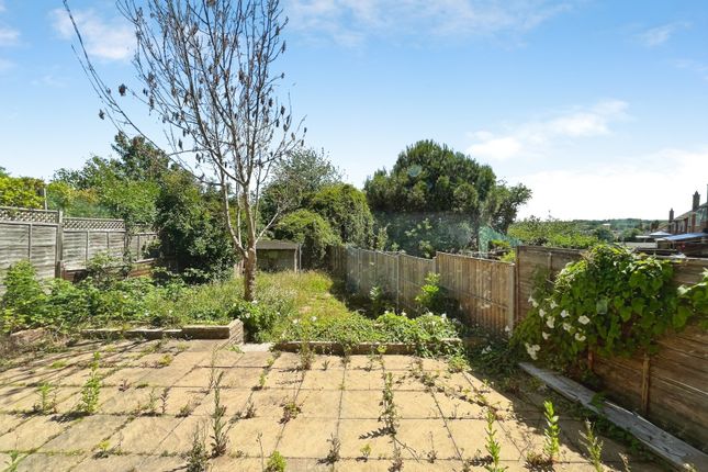 53, Jean Drive, Leicestershire photo 4
