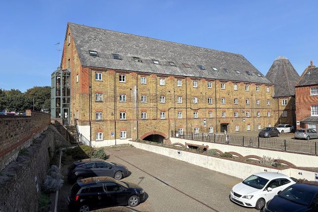 Flat 53, The Maltings, Clifton Road, Gravesend photo 2