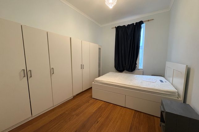 2, The Avenue, London photo 4