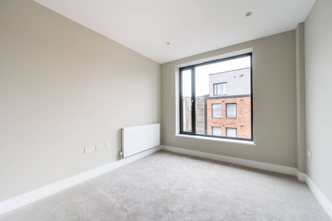 Flat for sale in The Arbor Collection, Kilburn