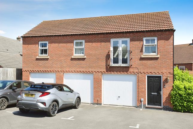 Thumbnail Maisonette for sale in Bugle Close, Rugby