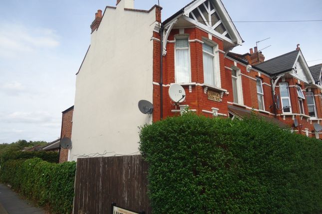 Thumbnail Flat to rent in Gff, Temple Road, Cricklewood