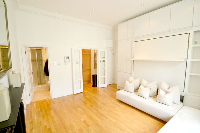 Thumbnail Studio to rent in Cleveland Square, London