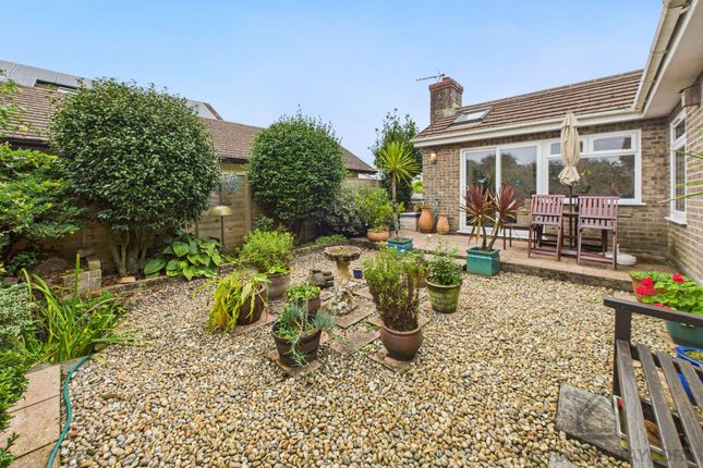 1 Kimberley Foster Close, Torpoint photo 2