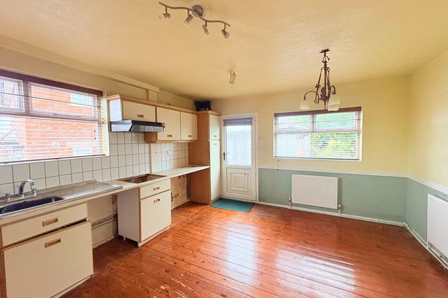 Beresford Drive, ILKESTON photo 2