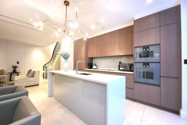 Property to rent in Rex Place, London