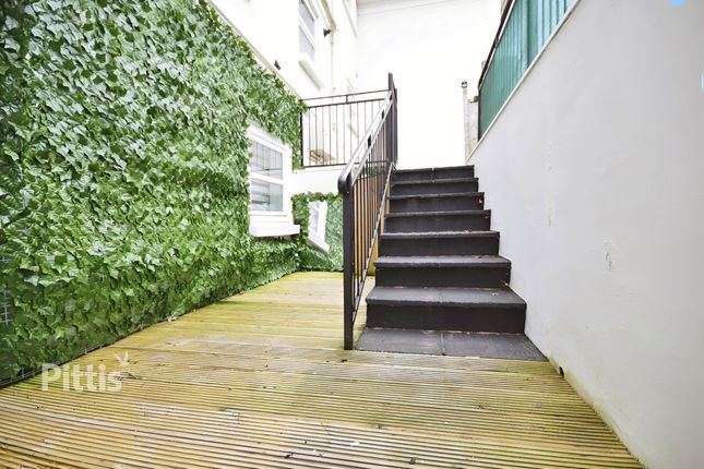 Flat 11, Cliff House, Cliff Road, Sandown photo 3