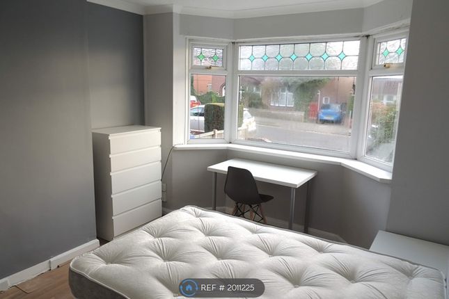 Room to rent in Ashlands Road, Stoke-On-Trent