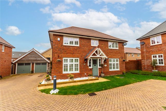 Property for sale in Magpie Meadows, Caddington, Luton, Bedfordshire