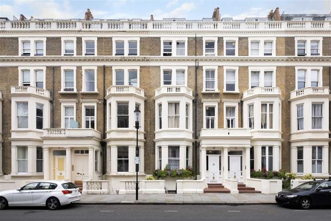 Thumbnail Flat for sale in Penywern Road, London