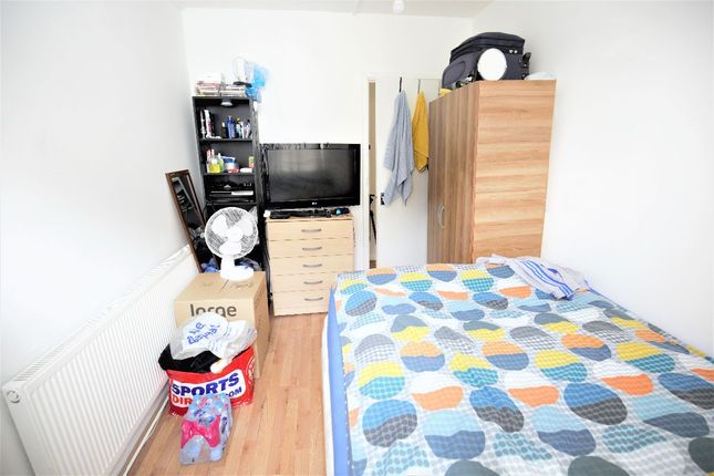 Flat 4, Maurice Court, London photo 5