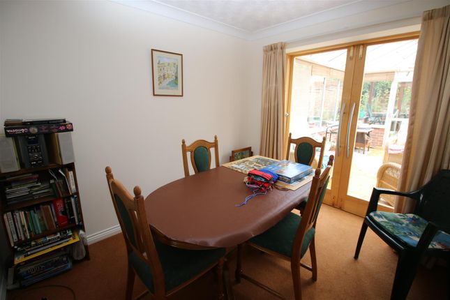 3 Bed Detached House For Sale In Old Hall Close Calverton