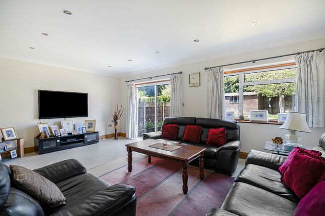 63 Coates Lane, High Wycombe photo 4