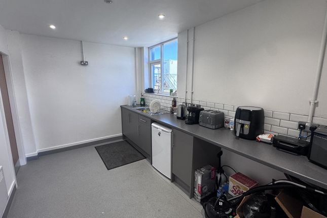 3C, Newstet Road, Kirkby photo 4