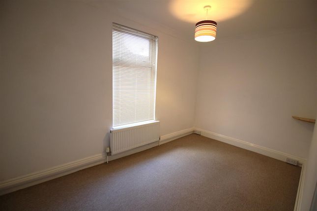 Victoria Road, Saltash photo 3