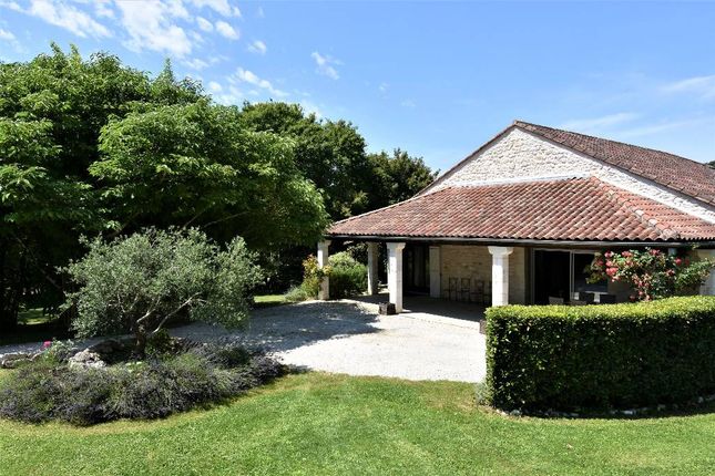 Villa for sale in Montaigu De Quercy, Tarn Et Garonne (Montauban), Occitanie