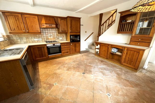 3 Hall Bank South, Knutsford photo 3