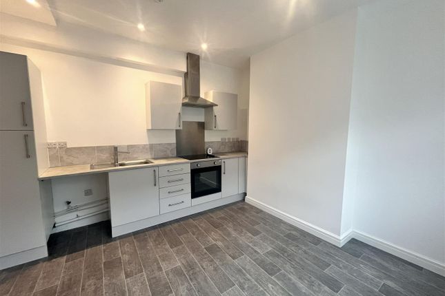 13, Warrington Street, Ashton-Under-Lyne photo 3