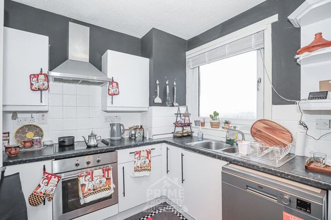 584, Charleston Drive, Dundee photo 4