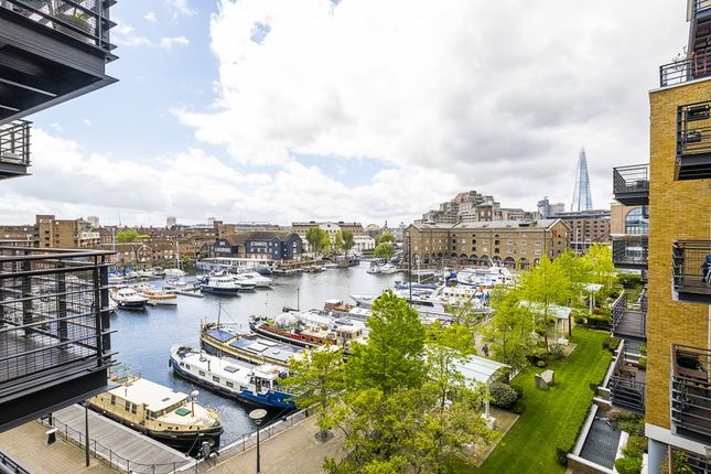 Thumbnail Flat for sale in Turnstone House, Star Place, London