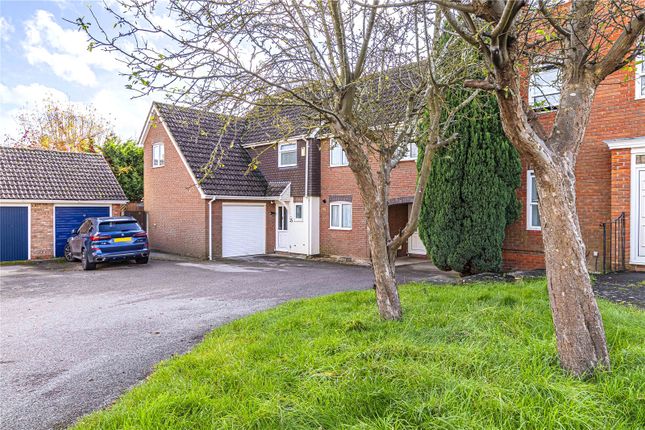 Semi-detached house for sale in Wivelsfield, Eaton Bray