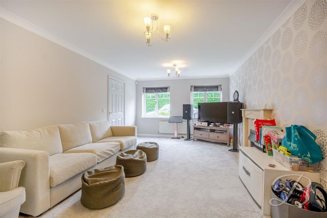 357, Eakring Road, Mansfield photo 3