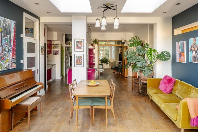 Casimir Road, London photo 3