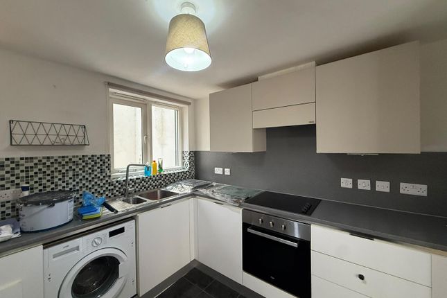 Flat 1, Lugley Courtyard, 29B, Lugley Street, Newport photo 2