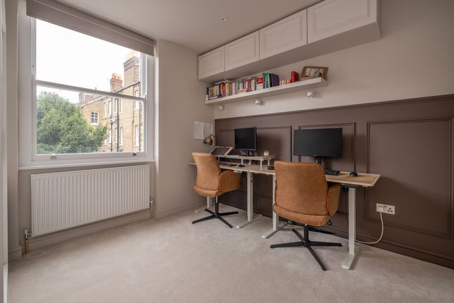 Flat 270, Cowley Mansions, Mortlake High Street, London photo 4