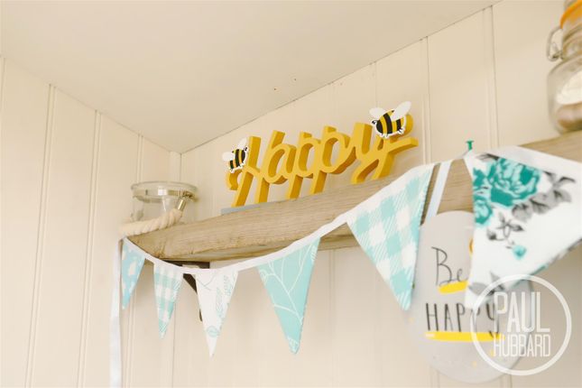 59, Beach Hut, Pakefield Street, Lowestoft photo 5