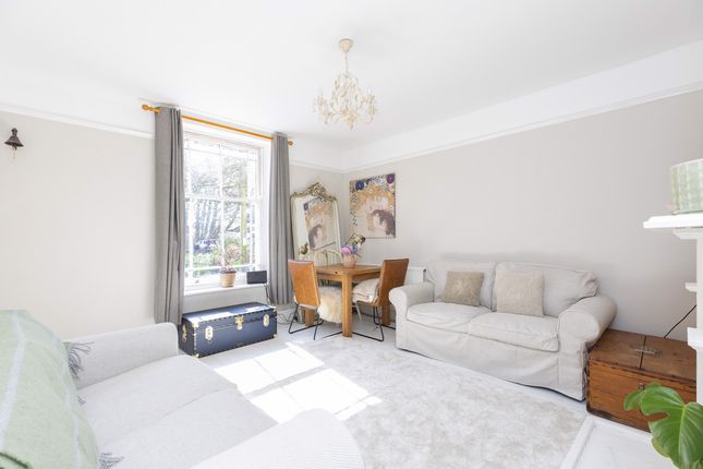 Flat Flat 1, 38, Bell Street, Shaftesbury photo 3