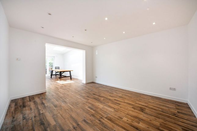 2, Barry Road, London photo 2