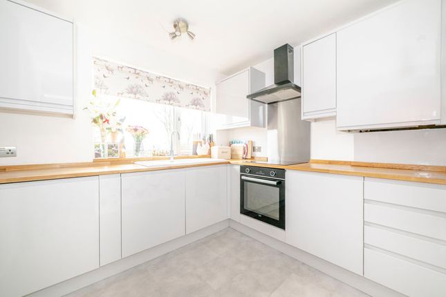 6, Swaylands Avenue, Crowborough photo 2