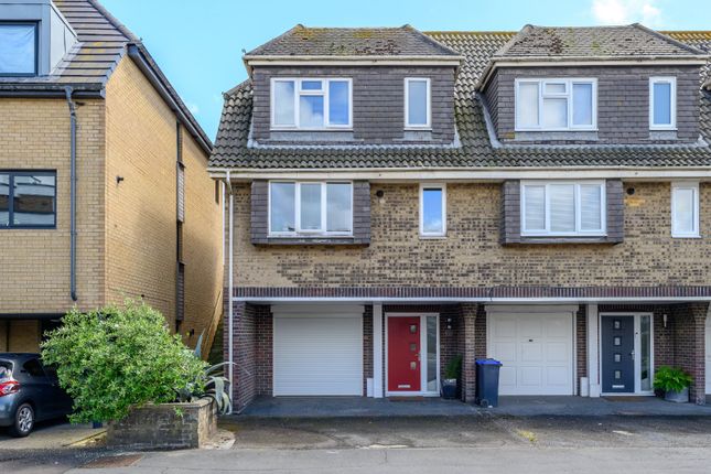 3 bed end terrace house for sale in Brighton Road, Lancing, West Sussex BN15