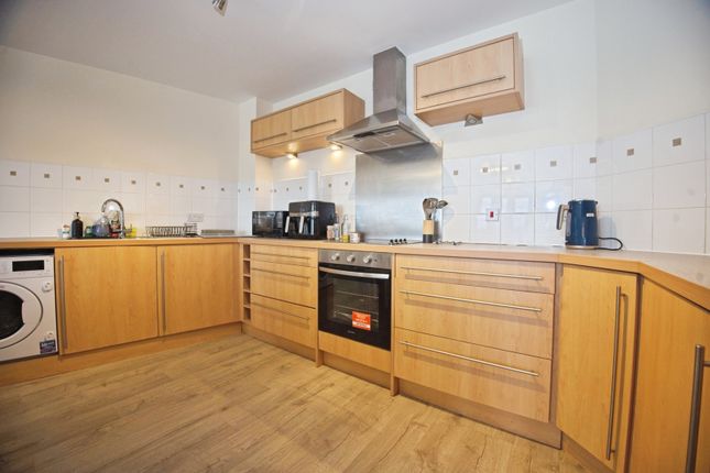 113, Jim Driscoll Way, Cardiff photo 4