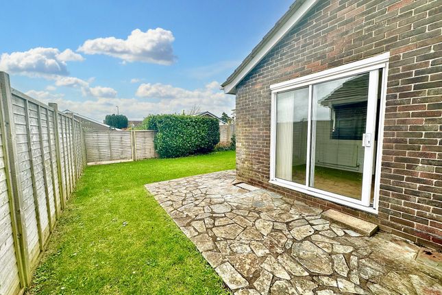 Detached bungalow to rent in St. Vincents Close, Torquay