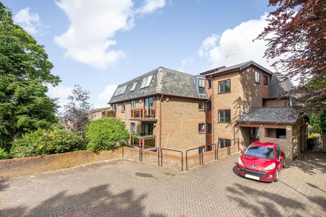 2 bed flat for sale in Fitzwilliam Heights, 21 Taymount Rise, Forest Hill, London SE23