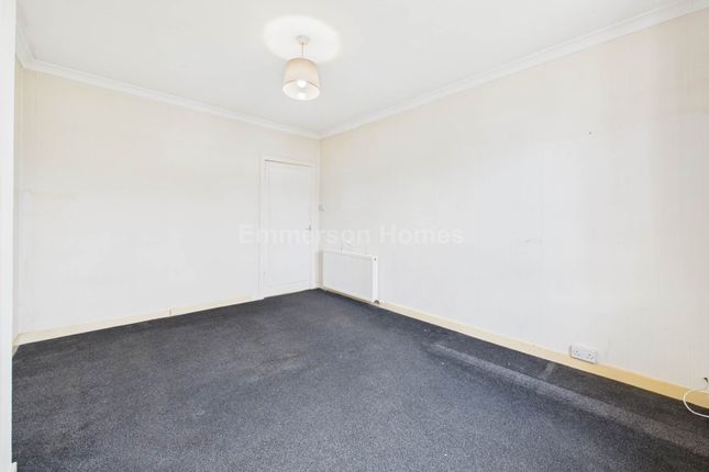 28, Milliken Drive, Johnstone photo 3