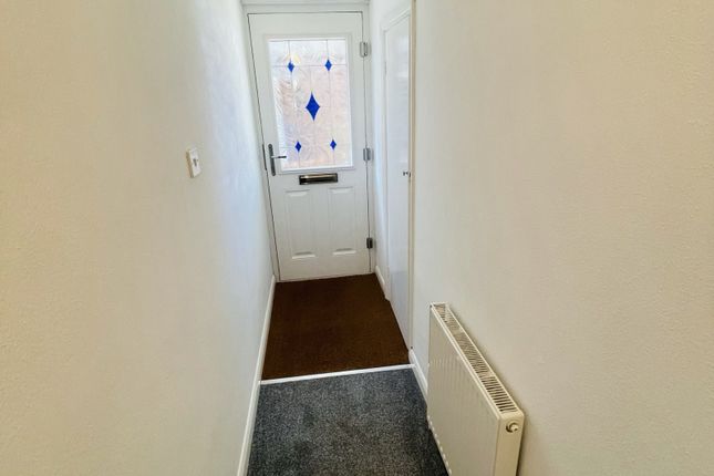 4, Fulham Close, UXBRIDGE photo 2