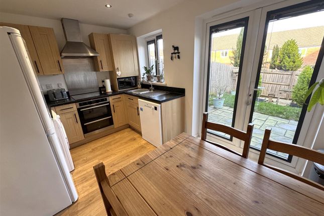109, Meek Road, Newent photo 4