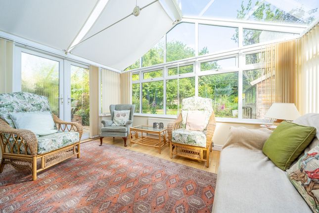 16, The Oaklands, Tenbury Wells photo 4