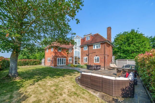 Thumbnail Detached house for sale in Birling Road, Leybourne, West Malling