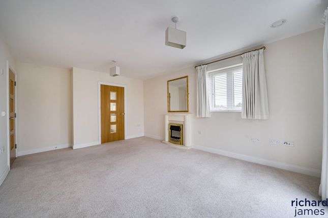 Flat 16, Banks Place, 20, Moormead Road Wroughton photo 4