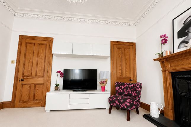 63 Blenheim Place, Aberdeen photo 3