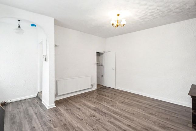 21, Albert Street, Bradford photo 4