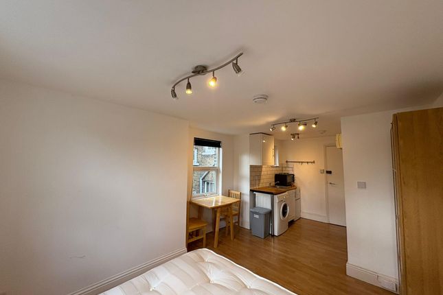 100, Fairbridge Road, London photo 3