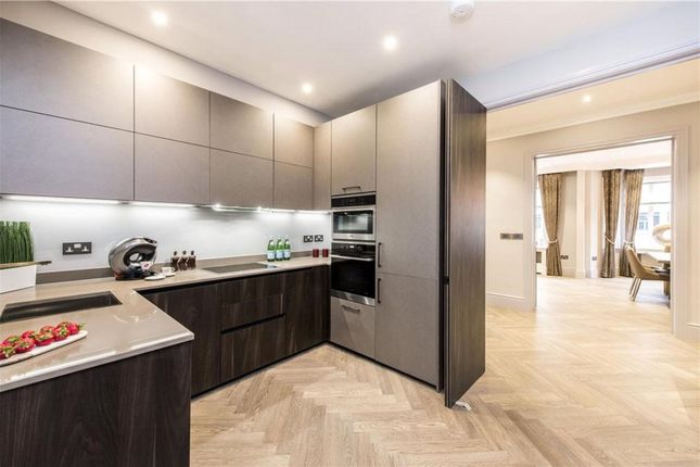 Flat for sale in Park Crescent, Marylebone
