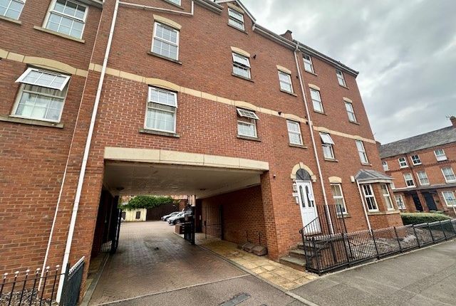 Thumbnail Flat to rent in Newland Road, Banbury