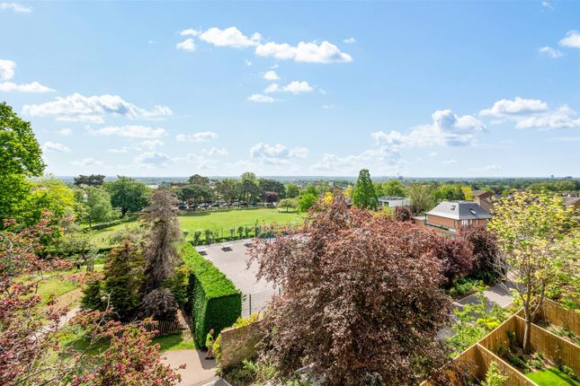 Flat 1 Holland Court, 37, Cottenham Park Road, West Wimbledon photo 2